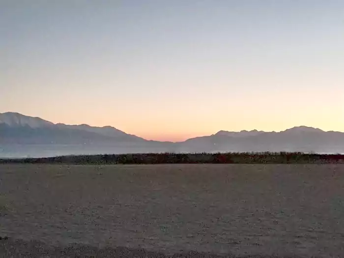 新疆博乐市阿热勒托海牧场看到的另一个风景