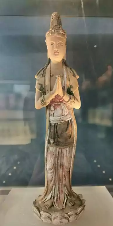12 返璞归真的泥塑极品  -北宋泥塑彩绘观音立像-国之重器