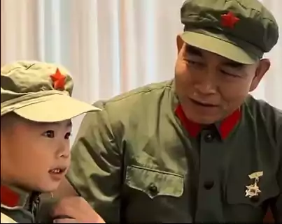 自称上过战场 可他只有五岁 我们不是第1次来到这个世界 也未必是最后一次