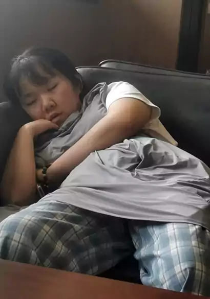 自由诗《图书馆的梦旅人》作者小爱