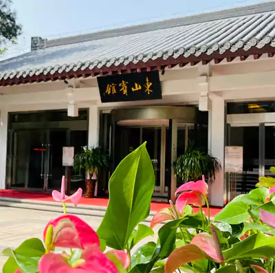 简介洛阳四家五星级酒店-洛阳万豪酒店 洛阳国宝铂瑞酒店