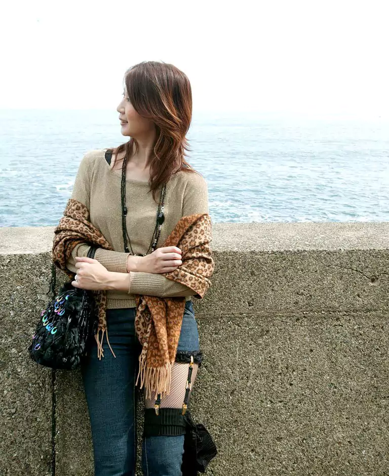 现代诗-临海堤的午后：海雾是揉碎的云絮